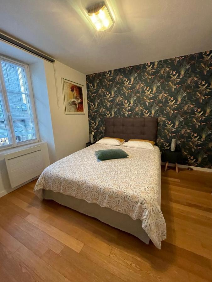 Chez Cathy Et Leo Bed & Breakfast ดีน็อง ภายนอก รูปภาพ